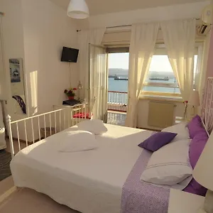 Couette-café Mare Di La Finestra Sul Porto, Augusta